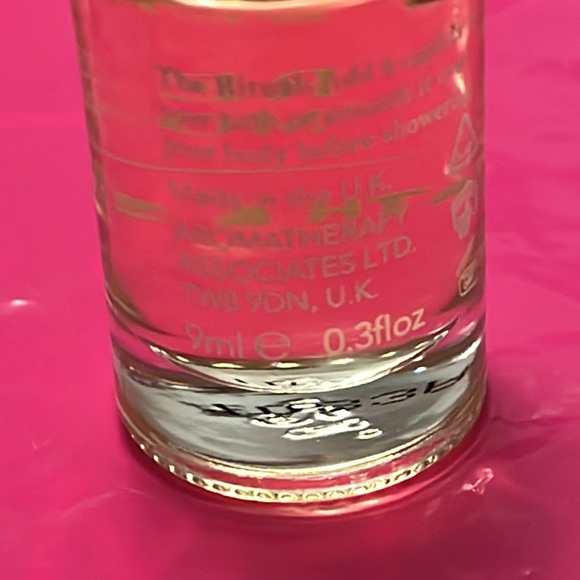 Aromatherapy Associates REVIVE Morning bath & shower oil NEW - Picture 4 of 4
